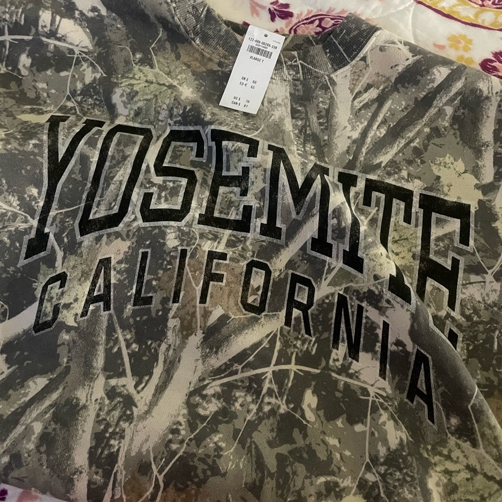 Abercrombie camo sweatshirt